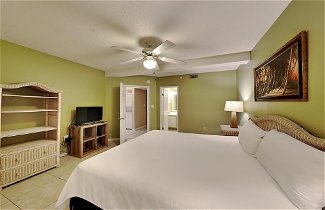 Photo 2 - Emerald Towers West by Southern Vacation Rentals