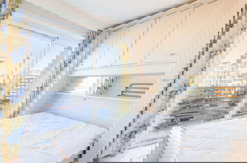 Foto 3 - Bright Apartment on the 5th Floor