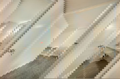 Foto 34 - Neom Town Residence