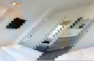 Foto 3 - Modern Apartment 3 Bath Rooms, Close to Lake Veere