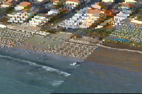 Photo 32 - Marina di Castagneto Carducci Stay
