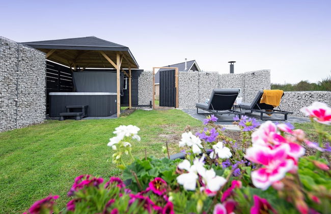 Stylish Texel Escape With Spa - Foto 35