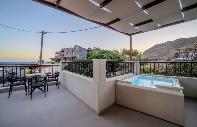 VENTUS Luxury Suites - Photo 42