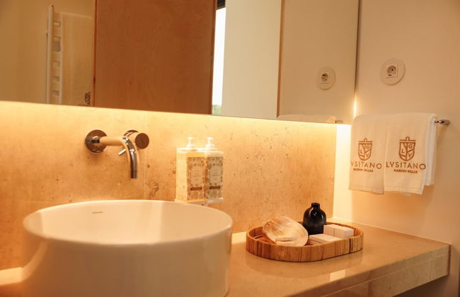 Lusitano Garden Villas - Photo 36