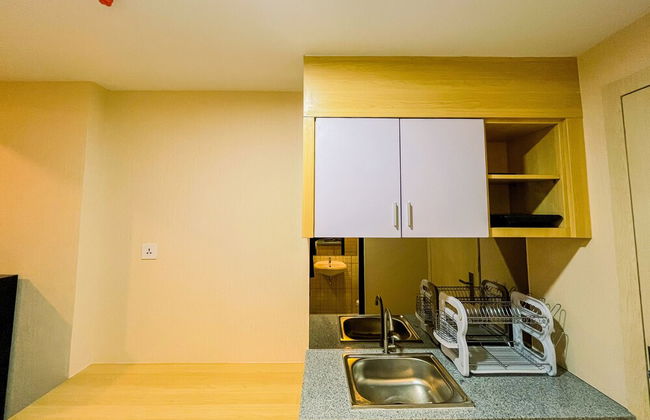 Homey And Comfort Stay Studio De Prima Apartment - Foto 5