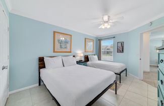 Photo 2 - Updated, Ground Floor Unit w/ Pool & Gym, Sleeps 6