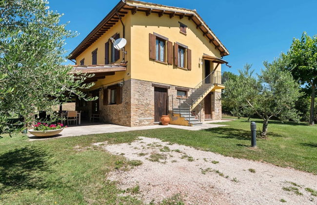 Villa in Piandimeleto With Pool & Sauna - Foto 40