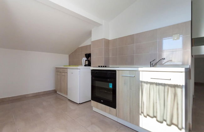 Apartment in Sveti Vid Near the Adriatic - Photo 7