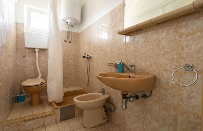 Simplistic Holiday Home in Rogoznica near Sea Beach - Foto 20