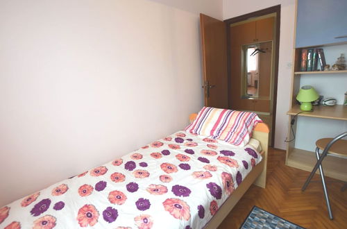 Photo 2 - Comfortable Holiday Home Only 500m to the sea With Outdoor Kitchen, Wifi and Airco