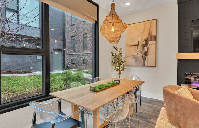 The Grove by AvantStay – Stylish Group Stay with Private Bathrooms - Foto 53