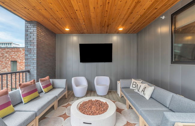 The Grove by AvantStay – Stylish Group Stay with Private Bathrooms - Foto 49