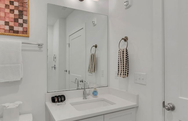The Grove by AvantStay – Stylish Group Stay with Private Bathrooms - Foto 61