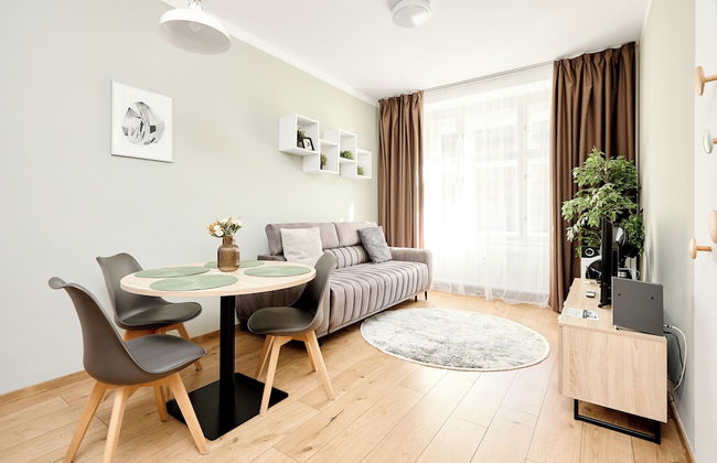 Honest SMICHOV - Foto 46