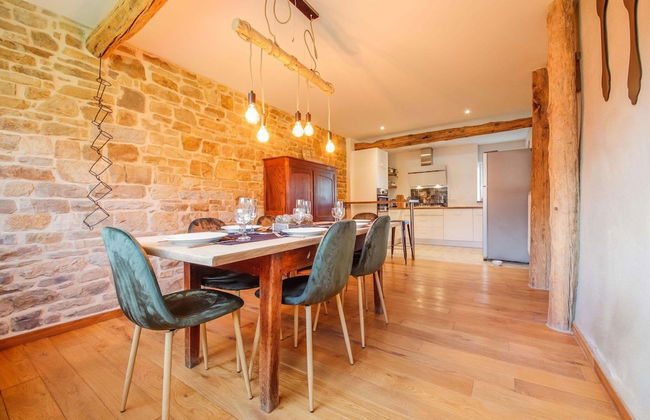 Quietly Located Farmhouse L'echappee Belle - Foto 25