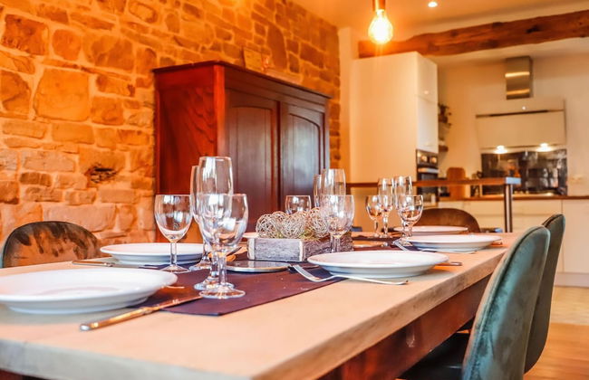Quietly Located Farmhouse L'echappee Belle - Foto 30