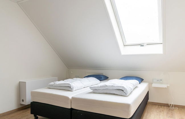 Lovely Apartment on Ameland Near Nes - Photo 43