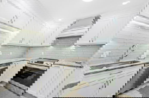 Foto 12 - Beach House Condominiums