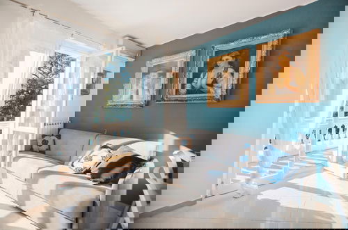 Photo 1 - Art Apartment with Sea View