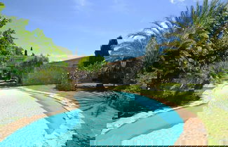 Foto 1 - Villa in Buger With Pool and Scenic Views