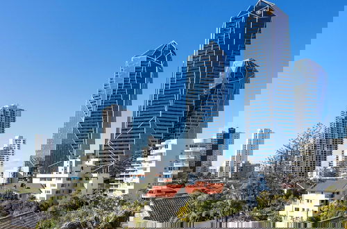 Foto 15 - Surfers Paradise Studio with Ocean Views