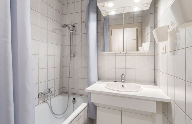 Apartment by Seafront and Casino - Foto 11