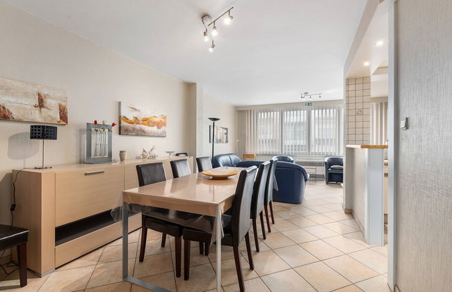 Apartment by Seafront and Casino - Foto 14