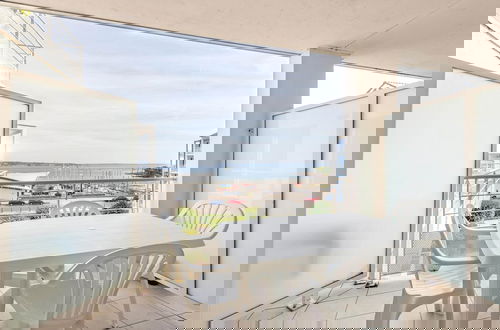 Photo 1 - Spacious Apartment With sea View