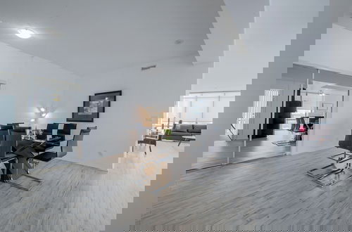 Foto 32 - Altitude Suites Bay Street by Teristo Group