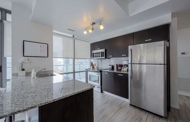 Altitude Suites Bay Street by Teristo Group - Photo 54