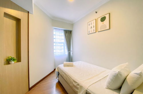 Photo 8 - Cozy 2 Bedrooms Sudirman Tower Apartment by Travelio