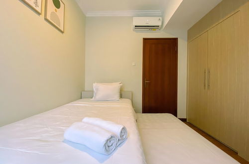 Foto 6 - Cozy 2 Bedrooms Sudirman Tower Apartment by Travelio