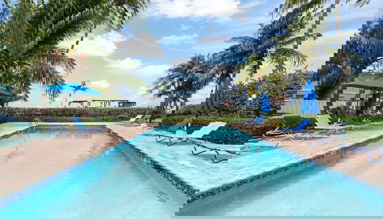 Photo 1 - Perfectly Located in the Heart of Seven Mile Beach by RedAwning