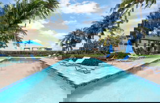 Photo 1 - Perfectly Located in the Heart of Seven Mile Beach by RedAwning
