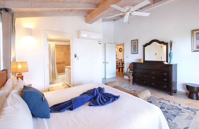 Modern 2-bed Apt Near Beach In St. Lawrence Gap 2 Bedroom Apts by Bluescape - Foto 21