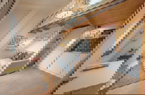 Foto 3 - Mezzanine Stylish by Vacationy