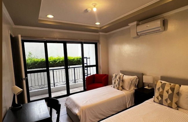Trillo Bay Villas - Photo 2