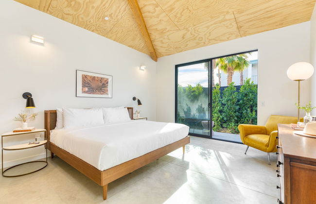 Blackhaus Suites by AvantStay – Modern Comfort in Downtown Palm Springs - Foto 7
