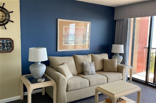 Photo 8 - Stunning Oceanfront 3 bedroom condo