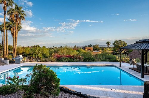 Foto 40 - Camelback Mountain Mid-century Modern Villa City Views Pool Hot Tub