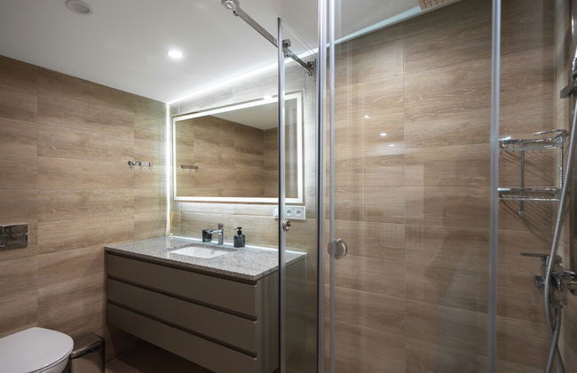 RIS Opera Apartments Yerevan - Photo 33