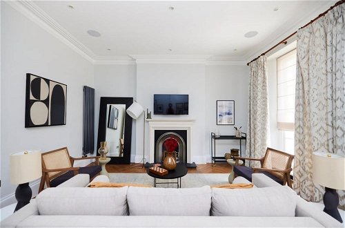 Photo 2 - The Camden Place - Breathtaking 4bdr Flat With Garden