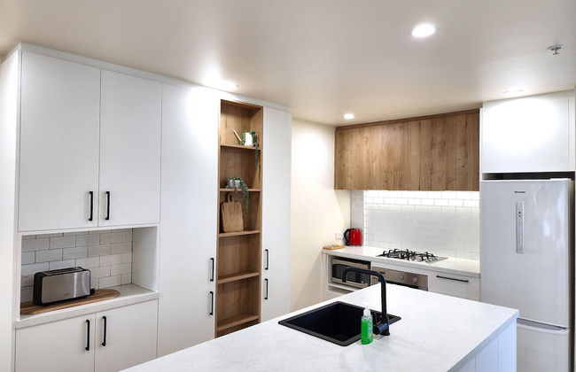 U Suites on Jessie - Photo 6