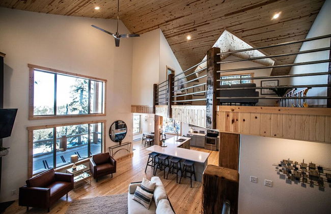 Missing Link Chalet at Terry Peak - Photo 18