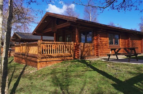 Photo 1 - Starlight Log Cabin - With Hot Tub and Lake View