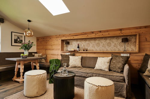 Photo 9 - Serviced Luxury Chalet Evi