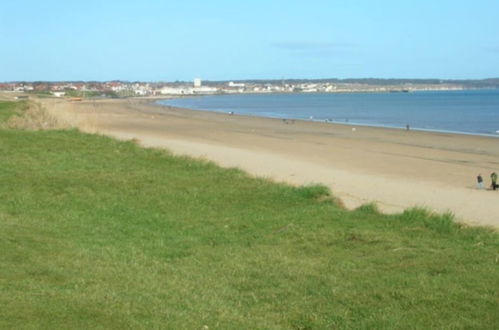 Photo 14 - Captivating 2-bed Apartment in Bridlington