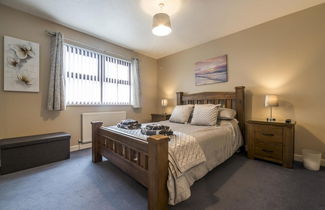 Photo 2 - Harry s - 2 Bedroom Holiday Home - Tenby