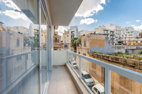 Photo 9 - Modern Apart Heart of Sliema V4