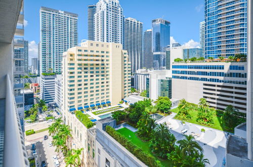 Photo 29 - Modern condo in the heart of Brickell